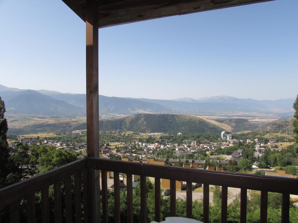 Les Balcons Du Soleil Aparthotel Font-Romeu-Odeillo-Via Room photo